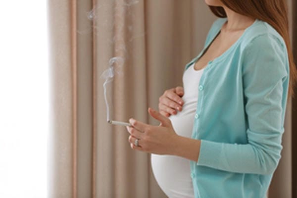 3个月的宝宝能吃辅食吗：3个月宝宝添加辅食的危害